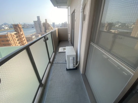 フェリシア西広島駅前