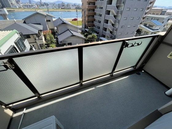 フェリシア西広島駅前