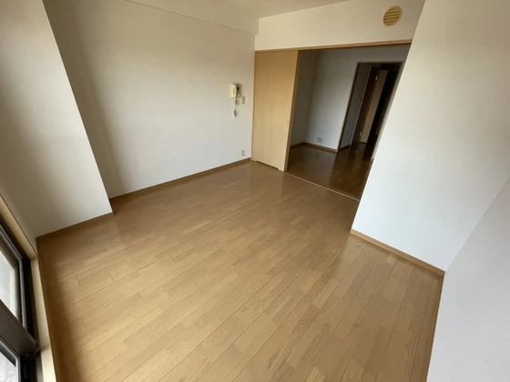 フェリシア西広島駅前