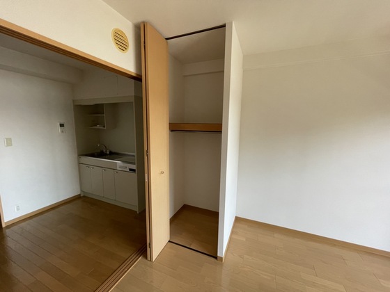 フェリシア西広島駅前