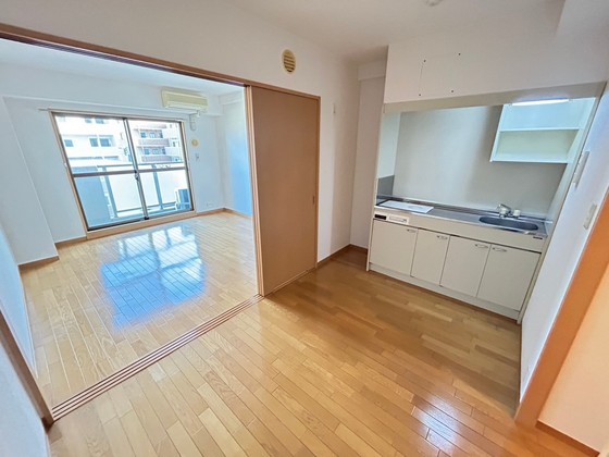 フェリシア西広島駅前