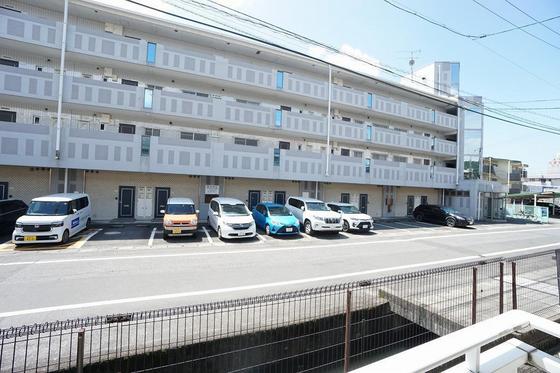 ツインコーポラスA