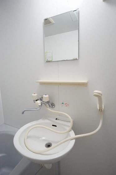 ツインコーポラスA