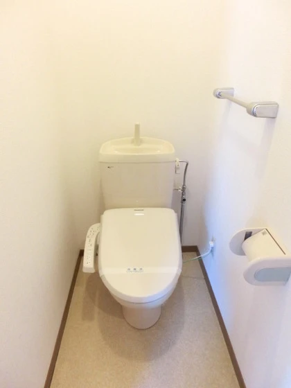 ファミール・ビラA