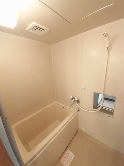 ファミール・ビラA