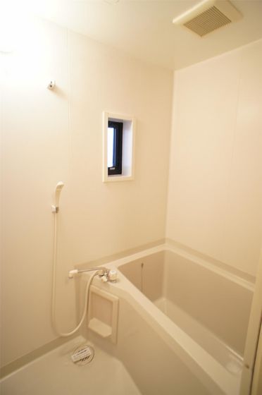 エスポワール千草 B