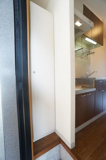 エスポワール千草 B