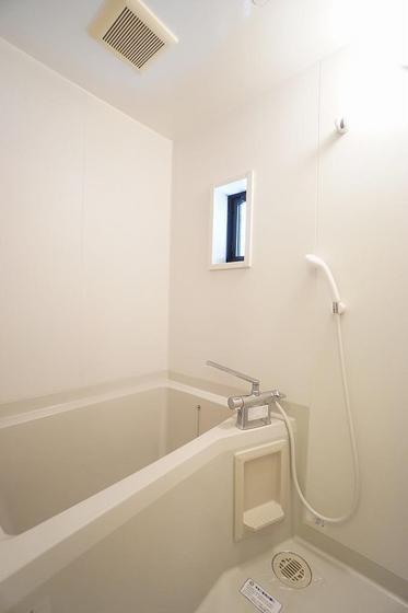 エスポワール千草 B