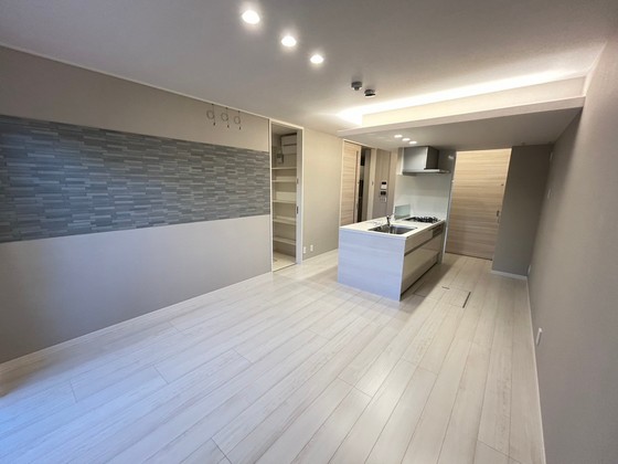 メゾン ナカムラ