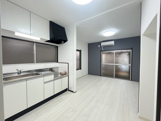 伊藤戸建借家 B棟 戸建