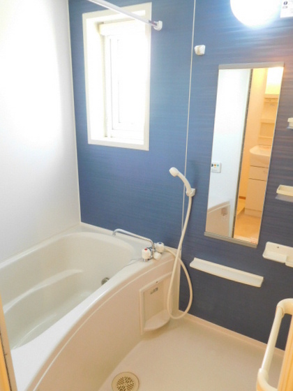 ブリーゼ イズミ A棟