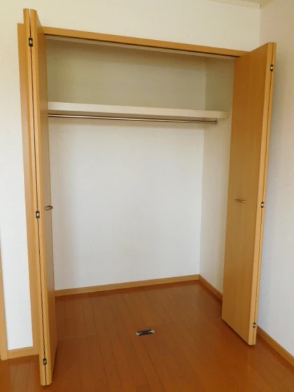 ブリーゼ イズミ A棟