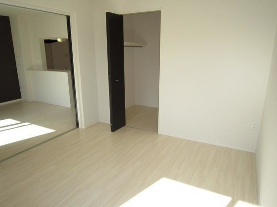 メイプルコートB