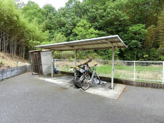 コートヴィレッジ Ⅲ