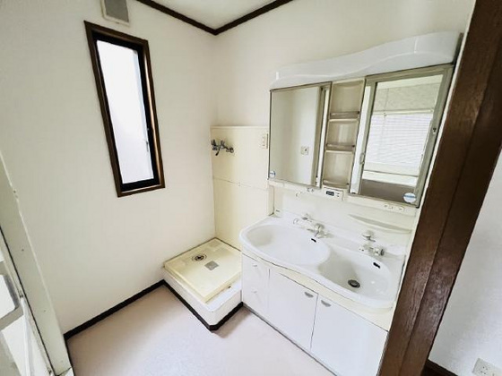 すみれが丘貸家