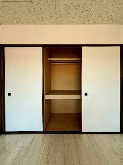 ファーム・ヴィレッジ B