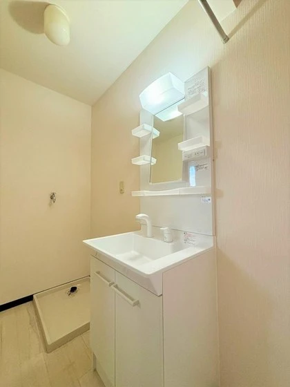 ファーム・ヴィレッジ B