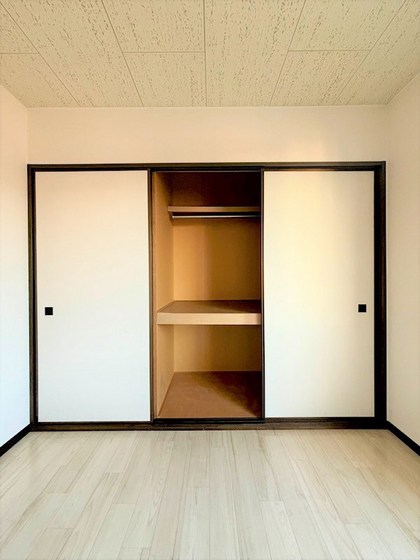 ファーム・ヴィレッジ B