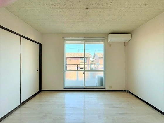 ファーム・ヴィレッジ B