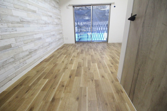 EIGHTVALLEY CastleSide