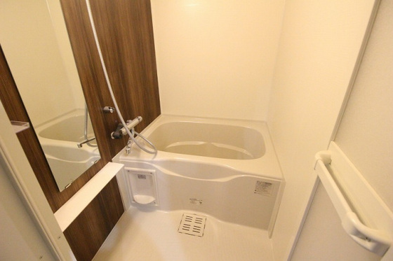 EIGHTVALLEY CastleSide