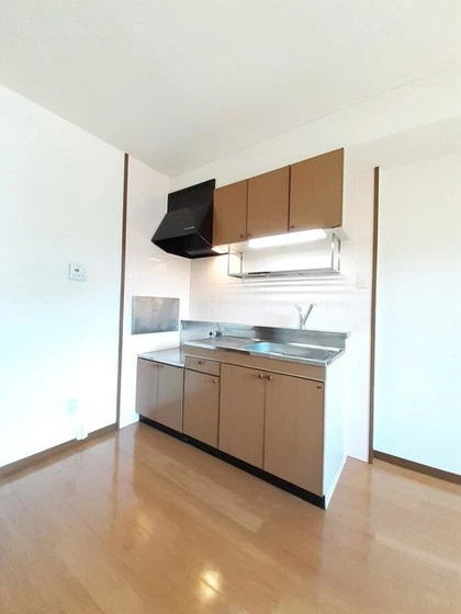 リバーサイド F.M