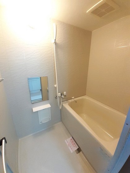 リバーサイド F.M