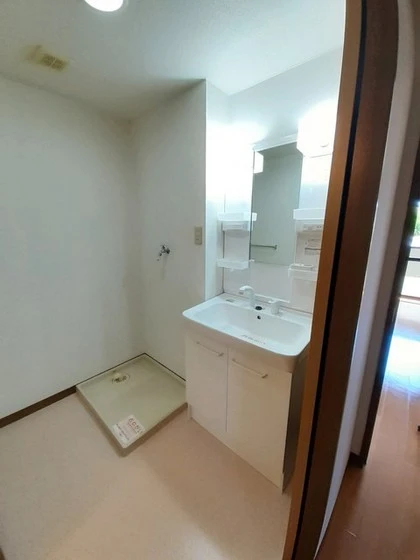 リバーサイド F.M