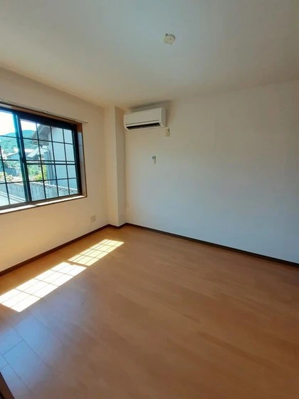 リバーサイド F.M