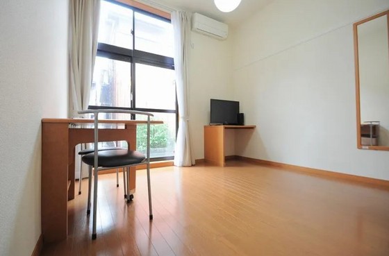 レオパレス高島