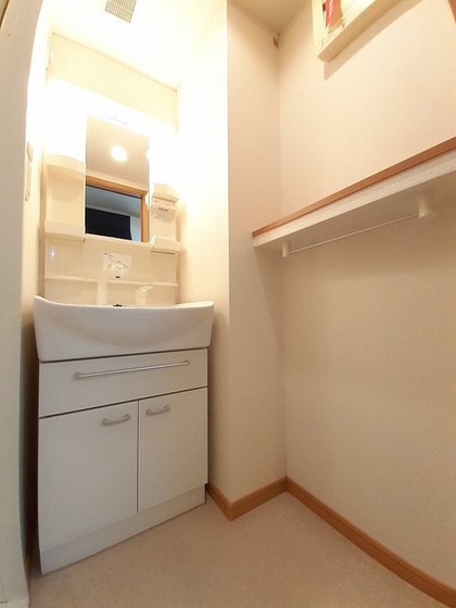 パークサイド・ウエスト B