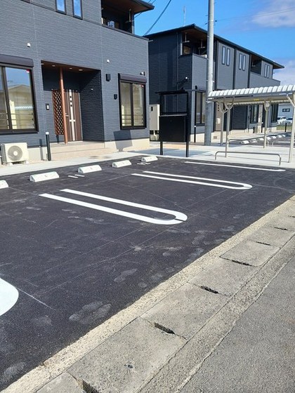 ライトヒルズレジデンスB