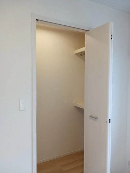 ライトヒルズレジデンスB