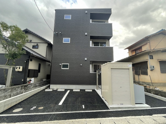 REGALEST 西崎本町(レガリスト ニシザキホンマチ)