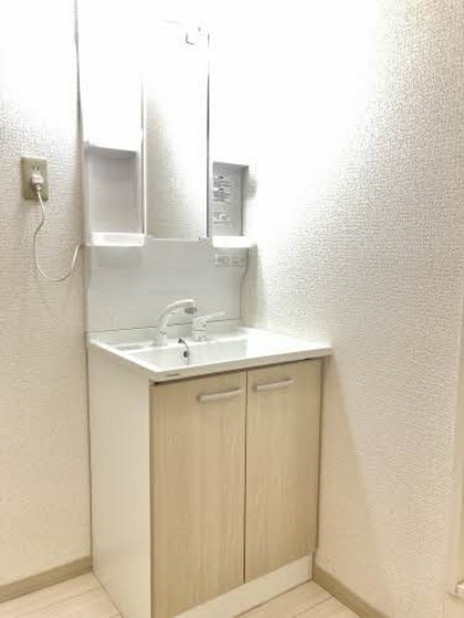 メテオール A棟