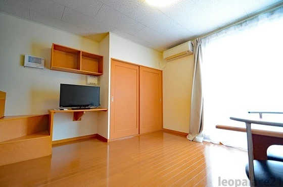 レオパレスアモーレ