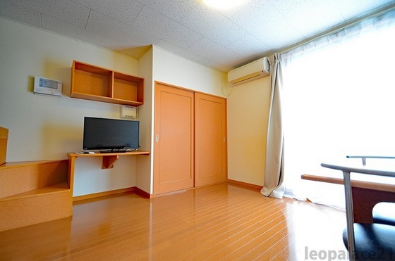 レオパレスアモーレ