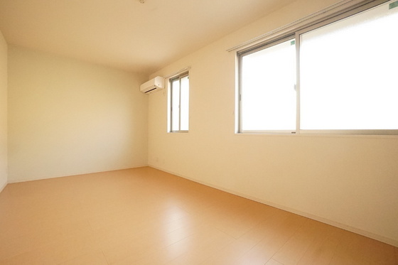 リバーパレス B棟