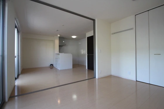 リバーパレス B棟