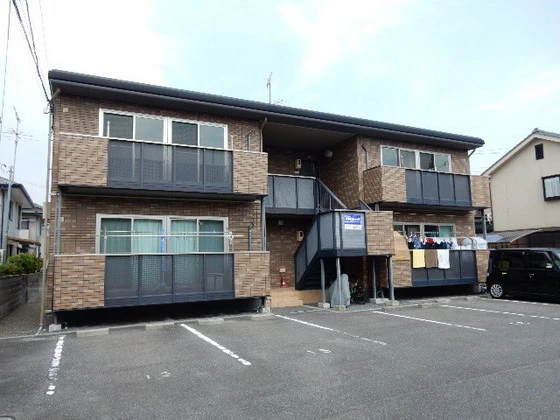 メゾンマーシュB