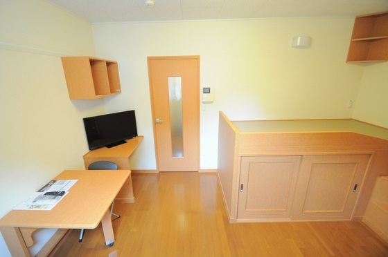 レオパレスロッソ