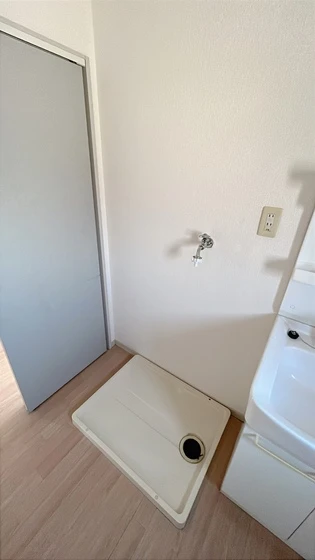 リバティ津高南館 B