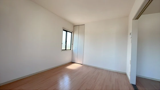 リバティ津高南館 B