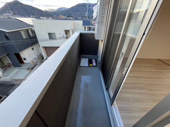 フェリーチェ亀山 B棟