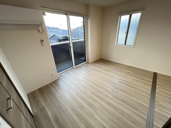 フェリーチェ亀山 B棟