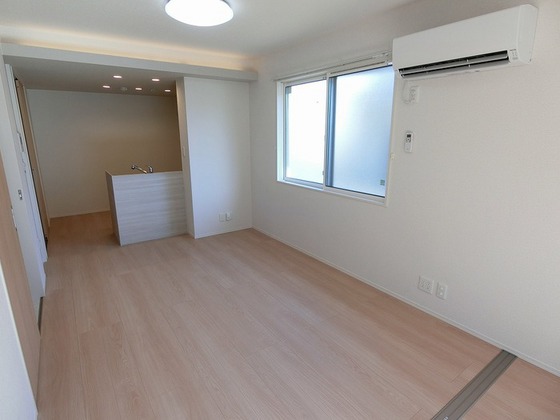 フェリーチェ亀山 B棟