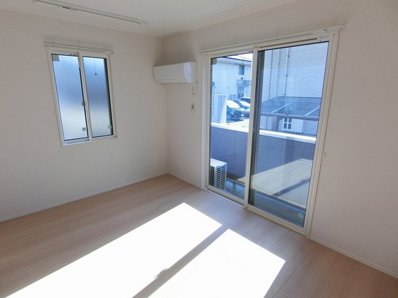 フェリーチェ亀山 B棟