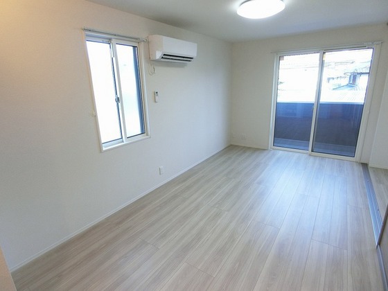 フェリーチェ亀山 B棟