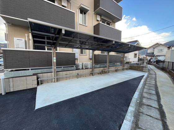 フェリーチェ亀山 B棟