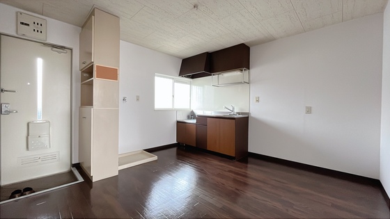 センスフルタウン西王寺Ⅱ-C